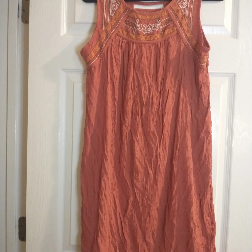 Embroidered Sleeveless Dresses - Blue, Pink, Purple - Picture 5 of 14